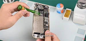 Recuperación de datos de iPhone de la placa lógica / teléfono muerto