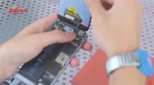 Une solution moins coûteuse pour réparer le rétroéclairage 3D Touch de l'iPhone 6s