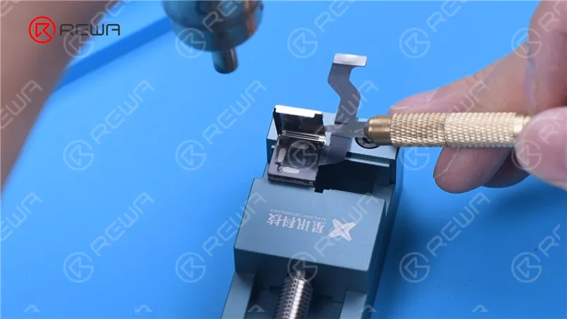 Keep heating with Hot Air Gun