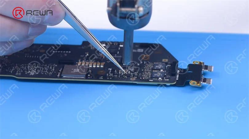 How to Fix M1 MacBook Air Won't Turn On