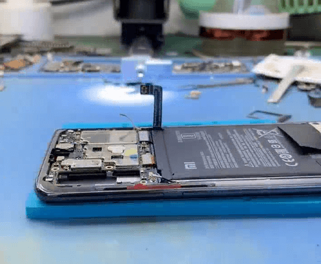 04 Assemblare il telefono per eseguire un test