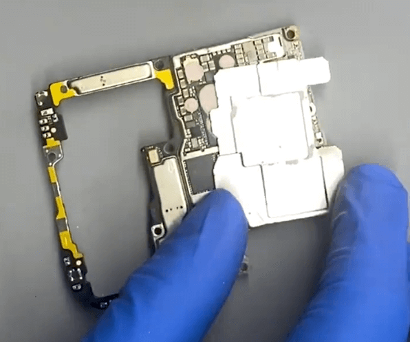 Le Huawei P40 Pro ne démarre pas - résoudre les problèmes de charge incorrecte puce endommagée