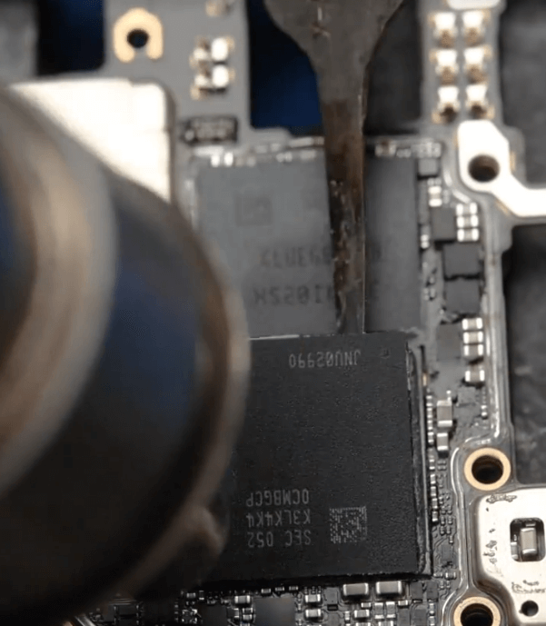 oppo find x3 pro écran noir en jouant 05 Insérer et retirer la couche supérieure