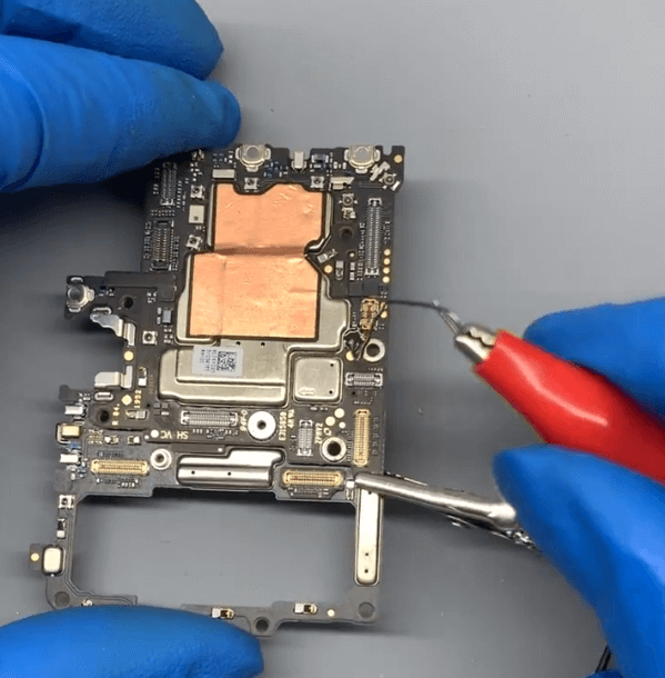 wie man honor v30 pro nicht booten nach fallen zu beheben: Motherboard Reparaturanleitung 07 Verbindung mit der DC-Stromversorgung
