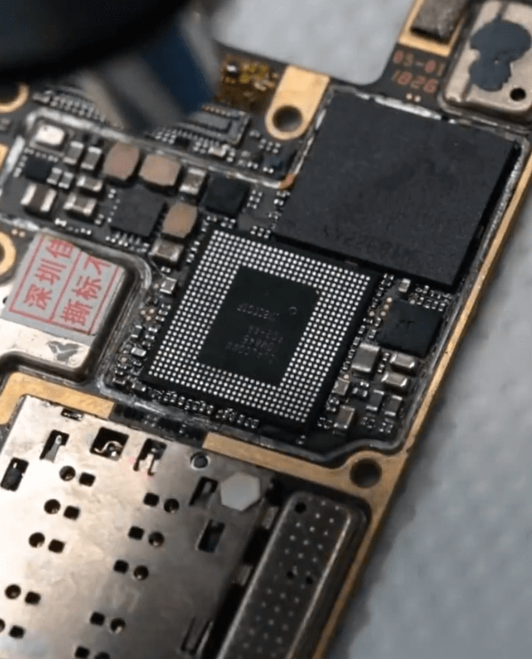 xiaomi mi 8 fallen Schaden Reparatur 07 Wiederanlöten der CPU