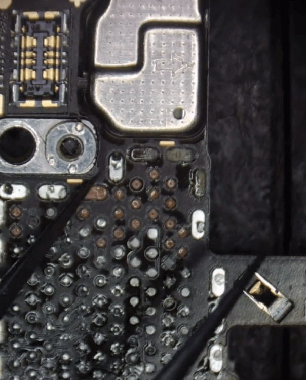 Huawei Mate 40 Pro kein Bild durch Sturzschaden 08 Pads fehlen