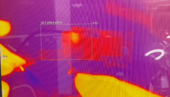 thermal imager to check iphone 13 pro motherboard