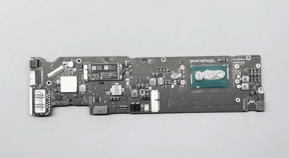 15 Nand und Kühlkörper entfernen