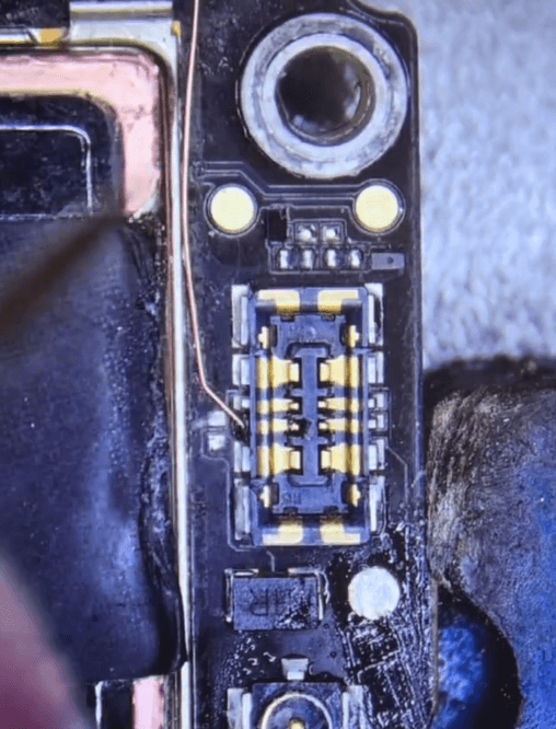 16 Jump a wire from Pin 3 of the battery connector to the test point