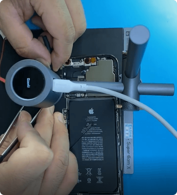 warum sich das iphone 12 pro max nicht einschalten lässt (und wie man es mit einer einfachen Reparatur der Logikplatine beheben kann) iPhone 12 Pro Max Reparatur