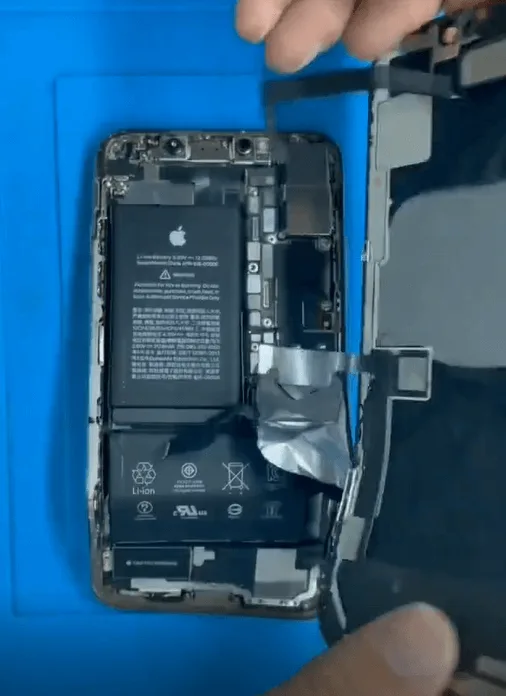 cracked iphone xs max repair case sharing inside