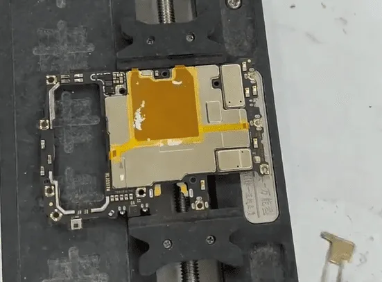 honor v30 pro touch unstable issue repair honor v30 pro touch unstable issue repair remove the backlight power ic