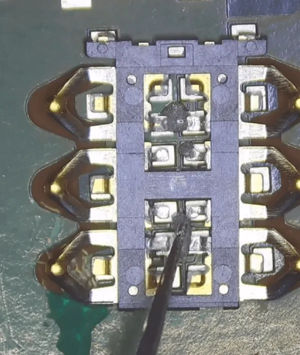 wie man einen beschädigten SIM-Karten-Sockel am Vivo y52s repariert how fix damaged sim card socket your vivo y52s apply solder paste