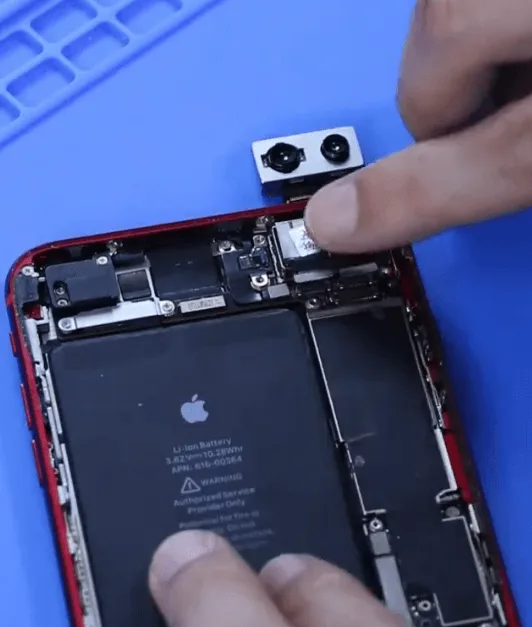 démonter l'iPhone 8 Plus