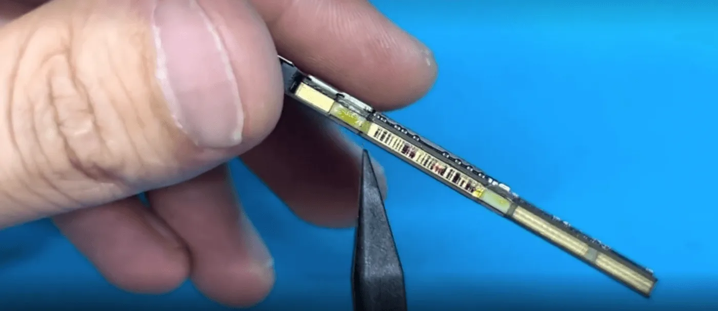 how fix iphone won charge comprehensive repair guide the motherboard is