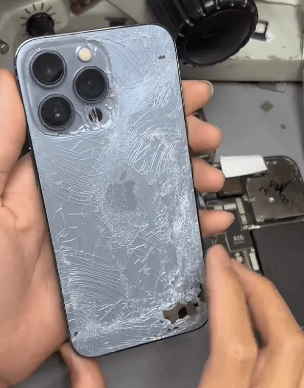 iPhone 13 pro dañado 