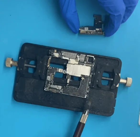 huawei mate 40 pro no display caused drop damage motherboard is