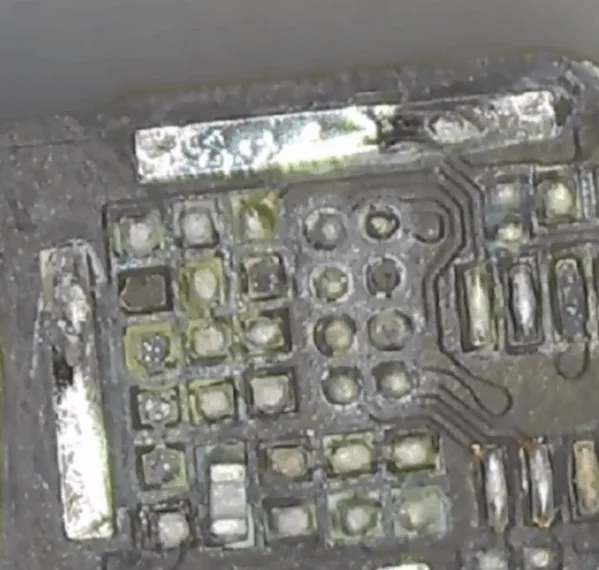 huawei mate x2 seawater damage repair ii chips under the shielding cover