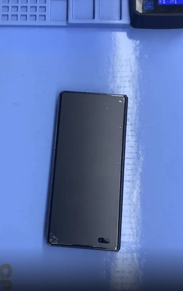 huawei mate x2 seawater damage repair put the phone on heating pad to