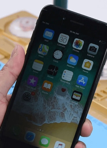 iPhone 7 Plus Dim Screen Issue