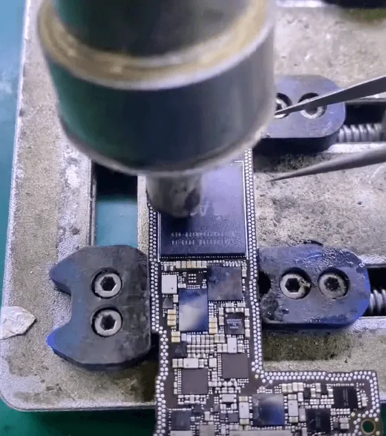 iphone 12 pro boot failure drop data recovery logic board repair guide 11