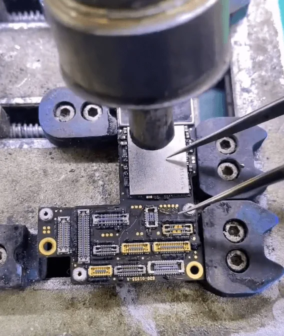 iphone 12 pro boot failure drop data recovery logic board repair guide 15
