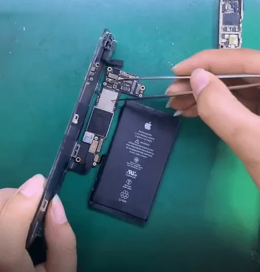 iphone 12 pro boot failure drop data recovery logic board repair guide 16