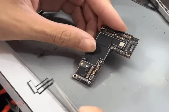 iphone 12 pro max won turn issue repair guide remove the foams around