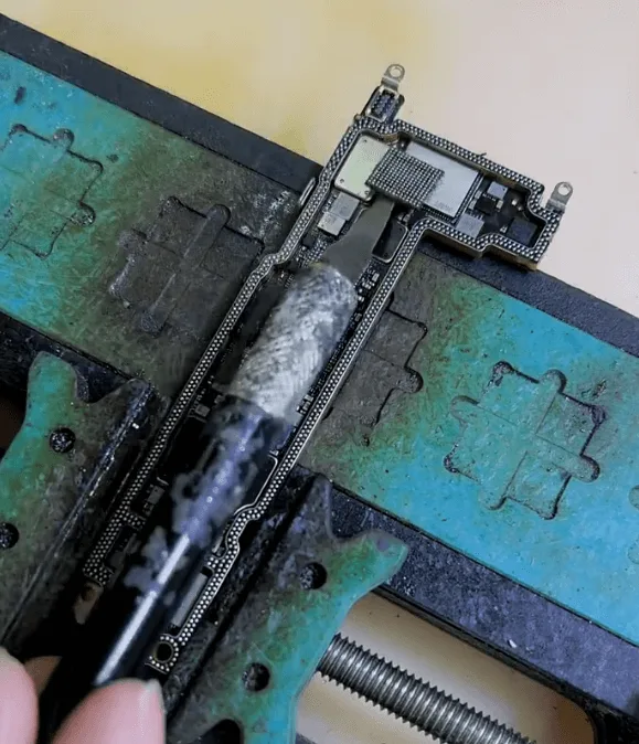iphone 13 no signal wi fi repair how fix motherboard damage remove the