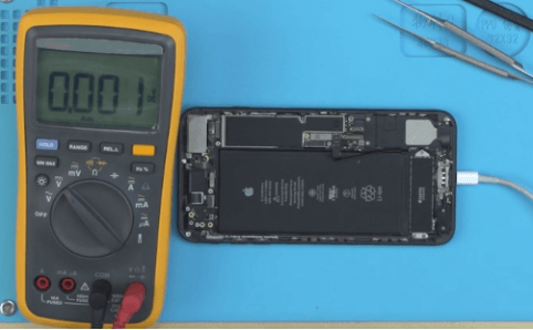 iphone 7 plus problème de charge avec données anormales de la batterie qc5pc