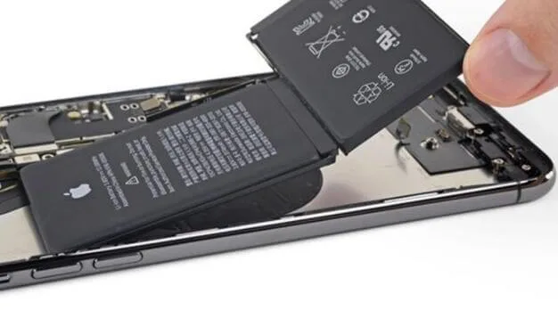 iPhone XS non può essere acceso con una corrente di 80 mA