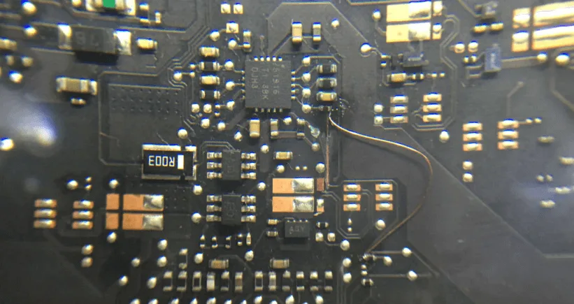 macbook a1502 no display issue repair jump wire between two resistors