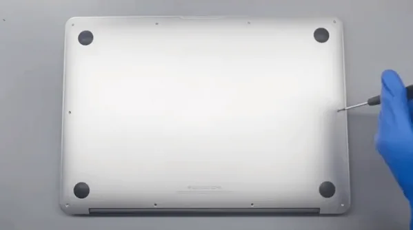 macbook air a1466 not charging issue repair macbook air a1466 not charging issue repair remove the screws on bottom