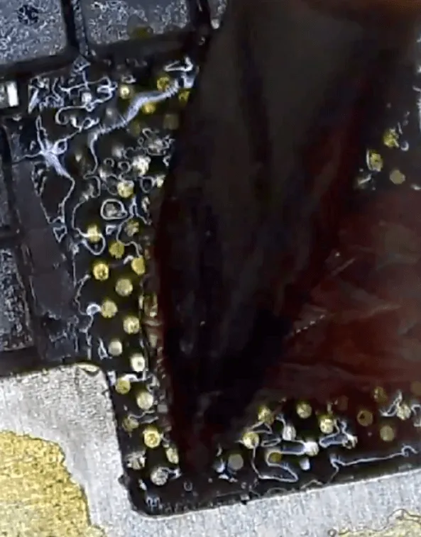 one plus 8t cannot boot repair clean the bonding pads on pcb