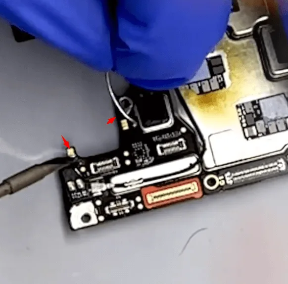 one plus 8t cannot boot repair remove the jumped wire