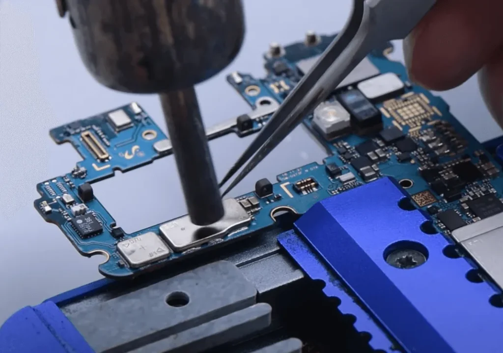 samsung s10 camera not working issue repair put back the shielding cover
