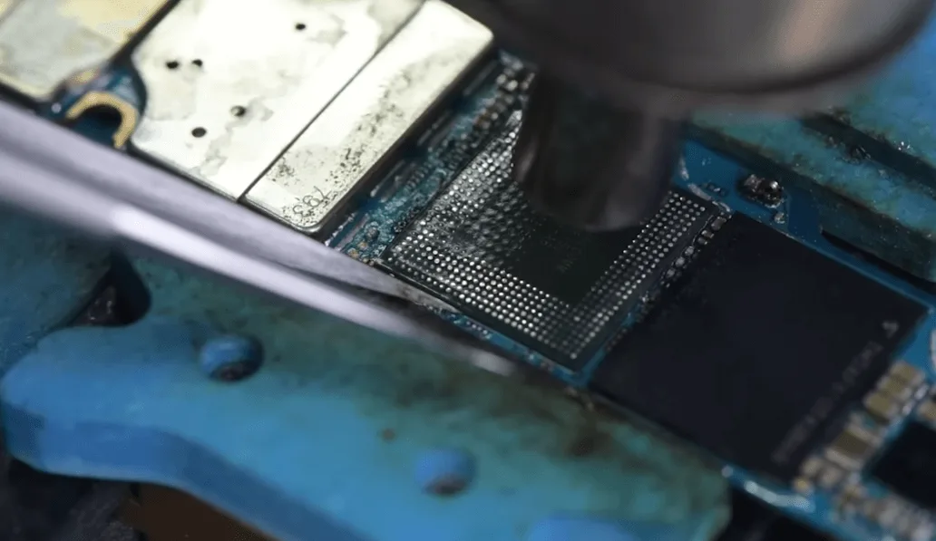 samsung s10 data recovery cracked board solder back the cpu and ram