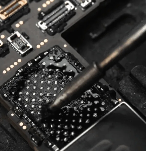 guía paso a paso para actualizar la memoria del iphone 12 pro limpiar pcb con mecha de soldadura