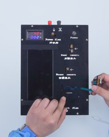 strumenti per la riparazione del telefono