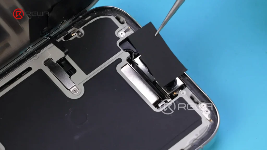 iphone 16 pro screen refurbishment step guide cover the camera