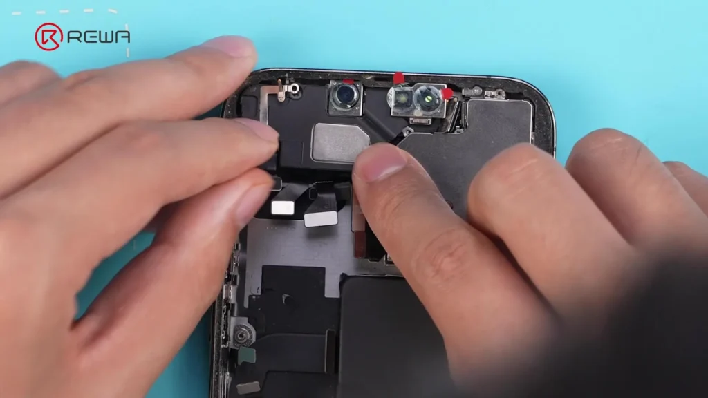 reassemble iphone 13 pro max