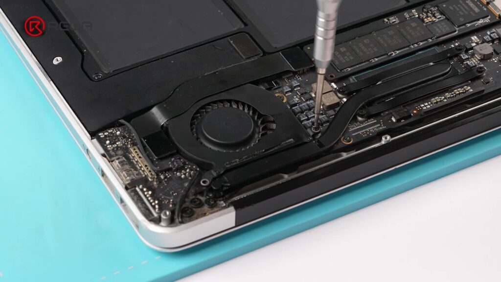 désassemblage du macbook air 