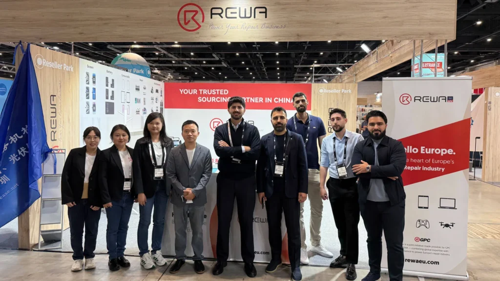 rewa tech presenta le sue ultime innovazioni all'ifa berlin 2025 - plasmare il futuro delle imprese di riparazione squadra rewa eu