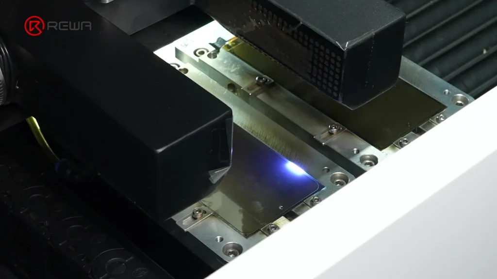 découpe laser d'écran