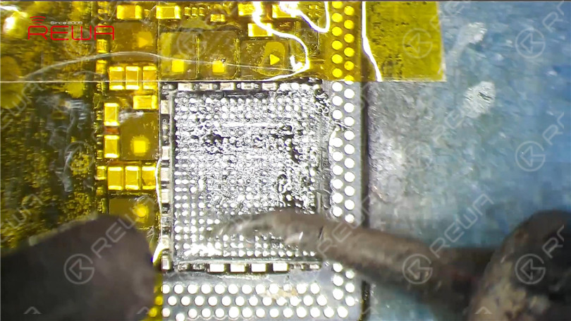 mastering desoldering & soldering of iphone x pmu a1d1332d 5e87 465c aa2f b31b43b32801 H023 Desoldering Sol 00 02 32 20210917 185616